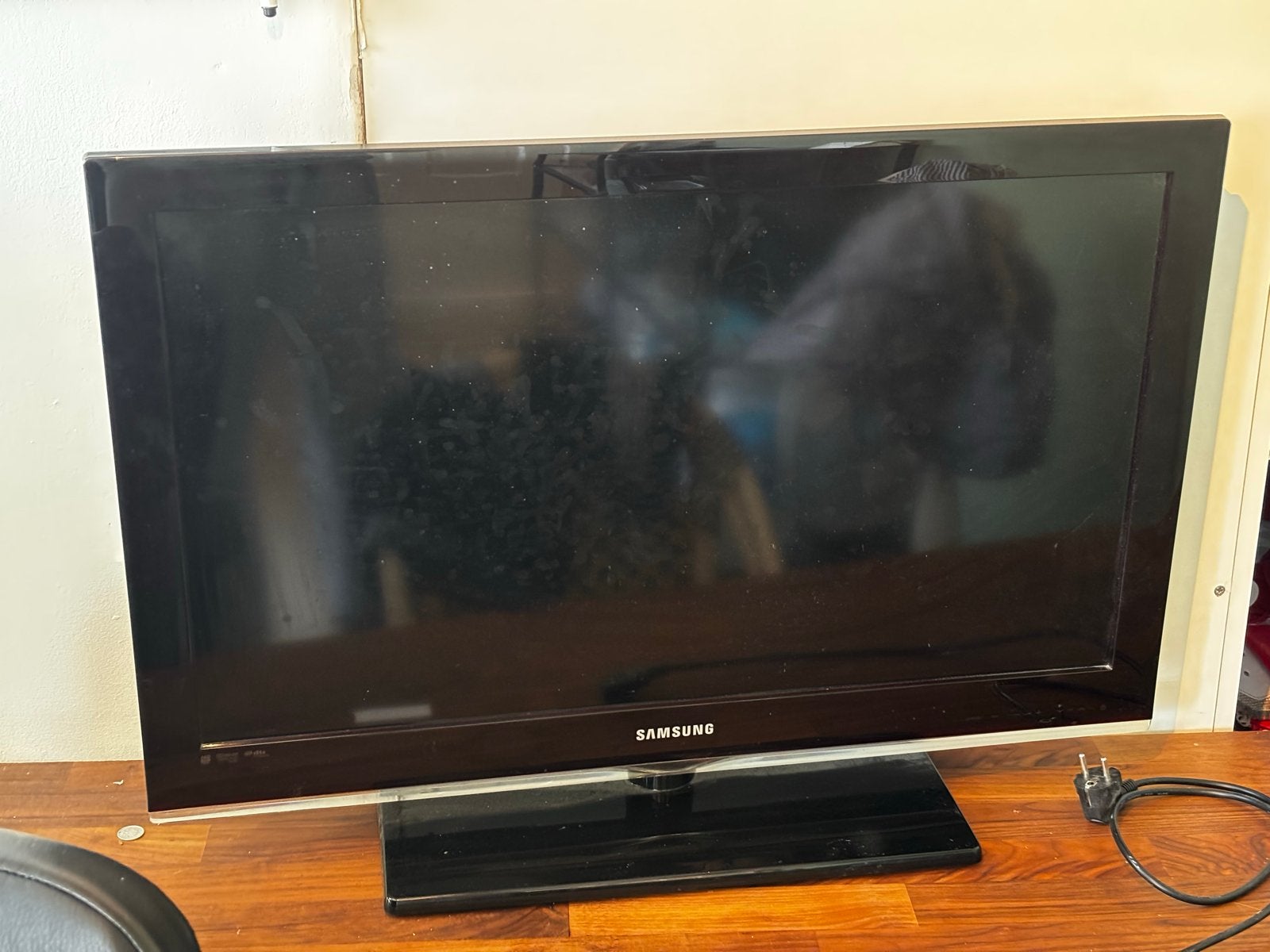 Samsung LE32C530F1W 32 inch Full HD LCD TV, Ophalen, Gebruikt, 50 Hz, LCD