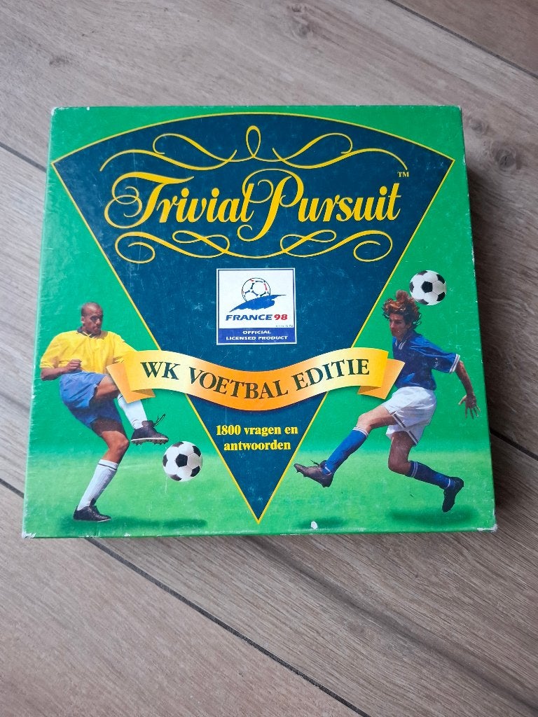 Trivial Pursuit - WK Voetbal - France 98, Ophalen of Verzenden, Zo goed als nieuw