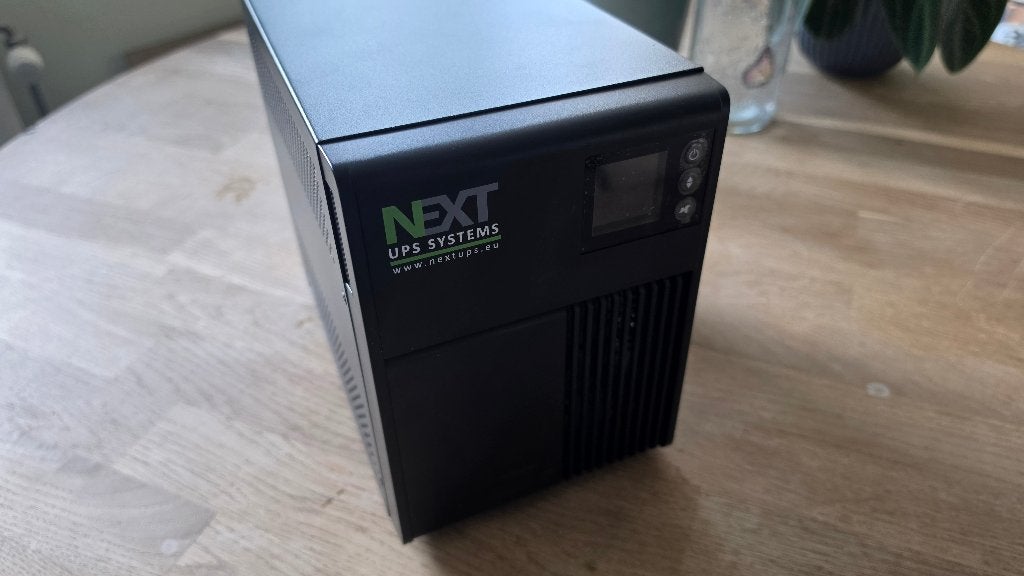 Next UPS Systems SSC500i noodstroomvoorziening 500VA, Computers en Software, Ophalen of Verzenden, Gebruikt