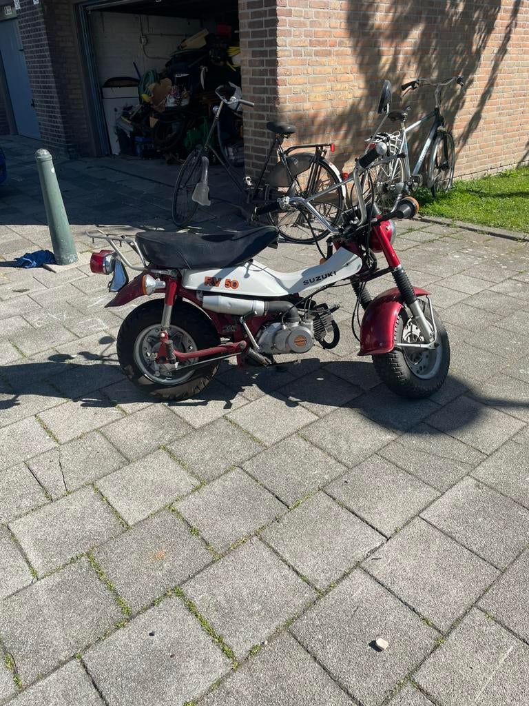 Te koop in originele staat SUZUKI  RV 50, Ophalen, Overige merken
