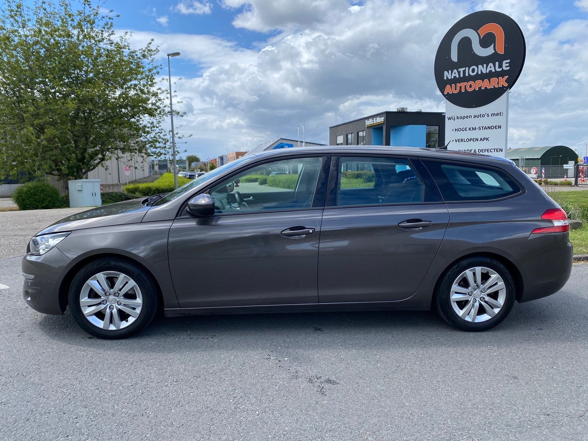 Peugeot 308 SW 2015 * 2.0 BlueHDI Allure * AIRCO * ELEC. RAM, Auto's, Voorwielaandrijving, 28 km/l, Gebruikt, Euro 6