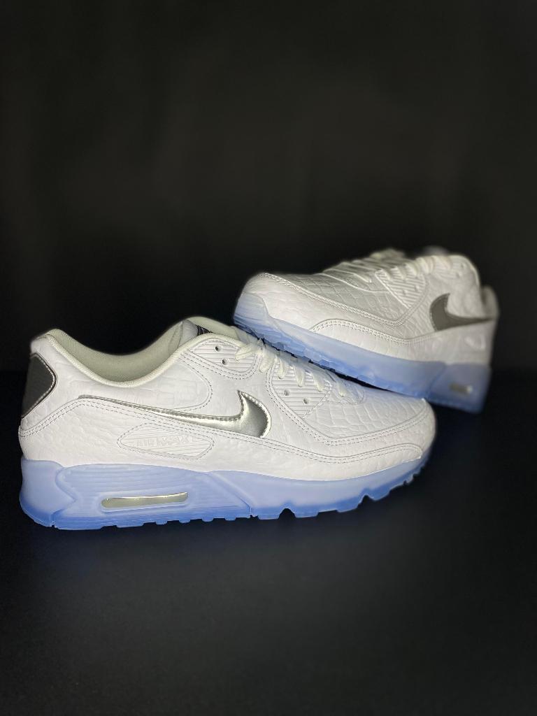 NIKE AIR MAX 90 TERRASCAPE WHITE CROC BLUE TINT - maat 45.5, Kleding | Heren, Schoenen, Wit, Nike, Nieuw, Ophalen of Verzenden