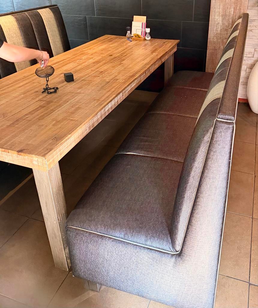 Comfortabele bank voor horeca of ruime woonkamer, 250 tot 300 cm, Gebruikt, 75 tot 100 cm, Ophalen of Verzenden