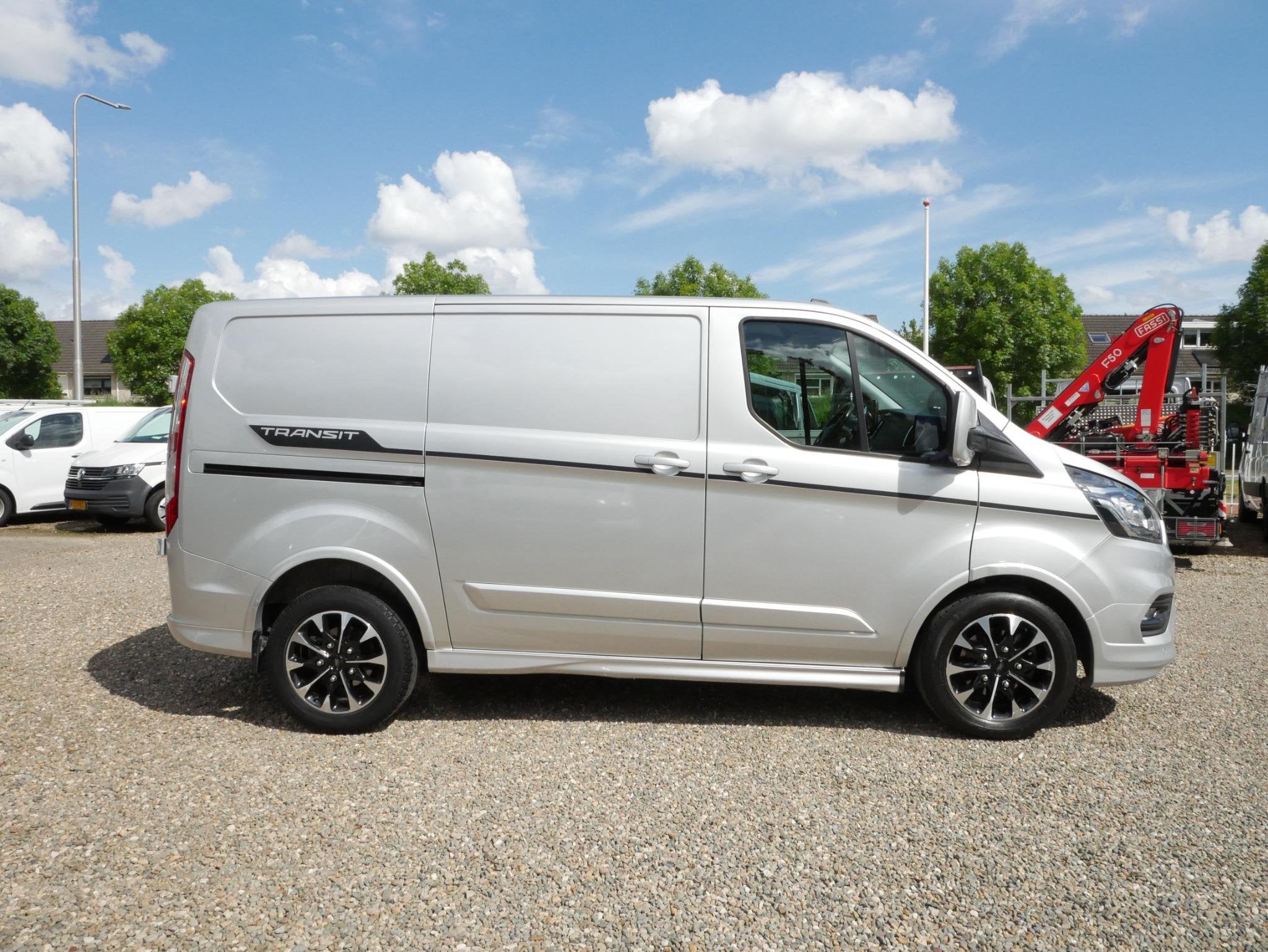 Ford Transit Custom 2.0 TDCI 185PK L1H1 Sport Airco Automaat, 15 km/l, Met garantie (alle), Leder en Stof, Bedrijf