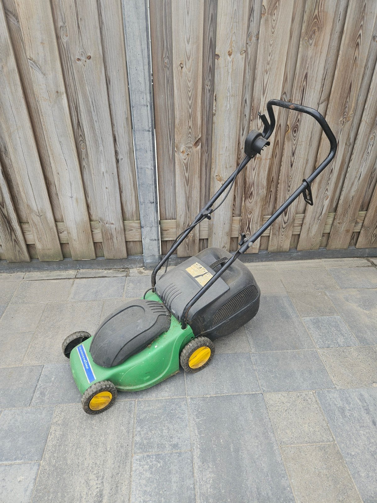 Gardenline elektrische grasmaaier - Compact en efficiënt, Ophalen, Cirkelmaaier, Gebruikt, Elektrische grasmaaier