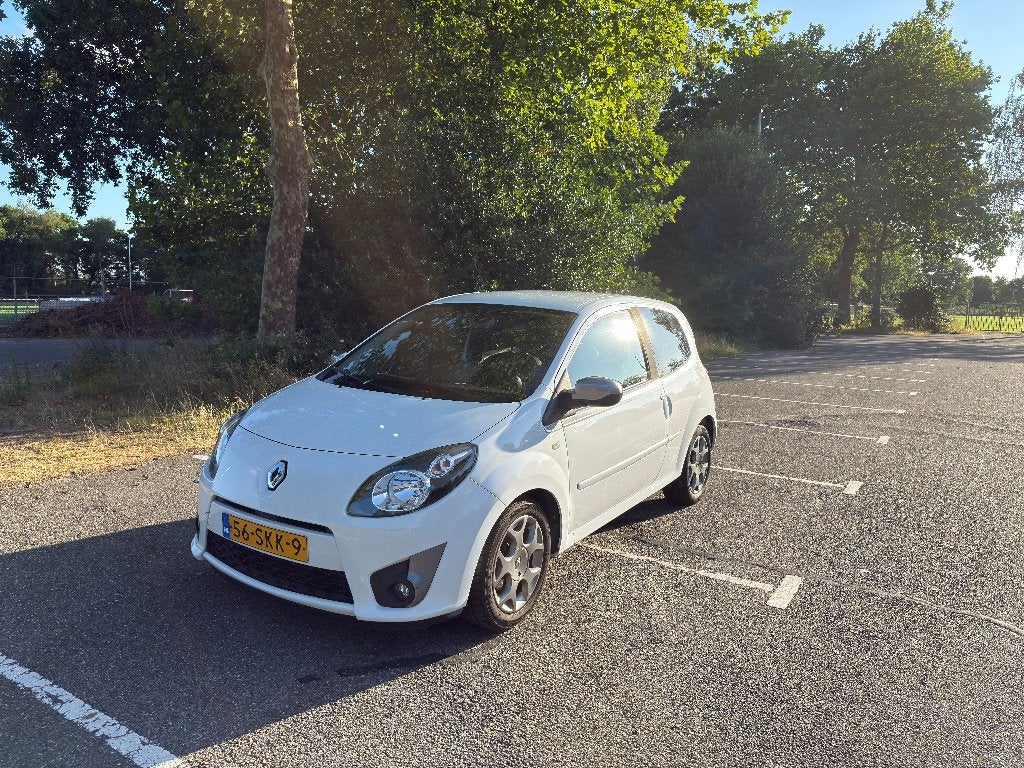 Renault Twingo 1.2 Night & Day - 2011 - Airco - cruise - APK, 839 kg, Zwart, 4 stoelen, Wit