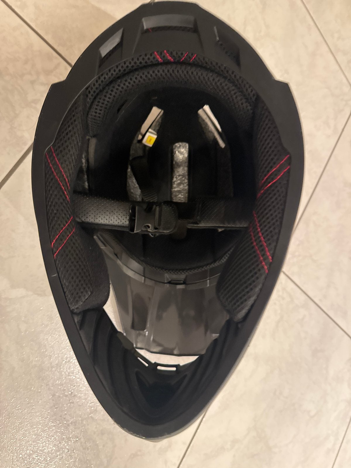 Nieuwe zwarte fietshelm (full-face) - maat M, Ophalen, Gebruikt, M, Heer
