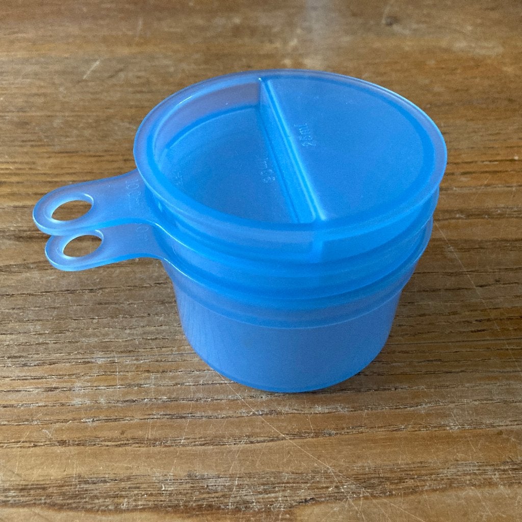 Tupperware maatbekers maatlepels (25 - 50 - 100 - 250 ml), Ophalen of Verzenden, Zo goed als nieuw, Blauw, Overige typen