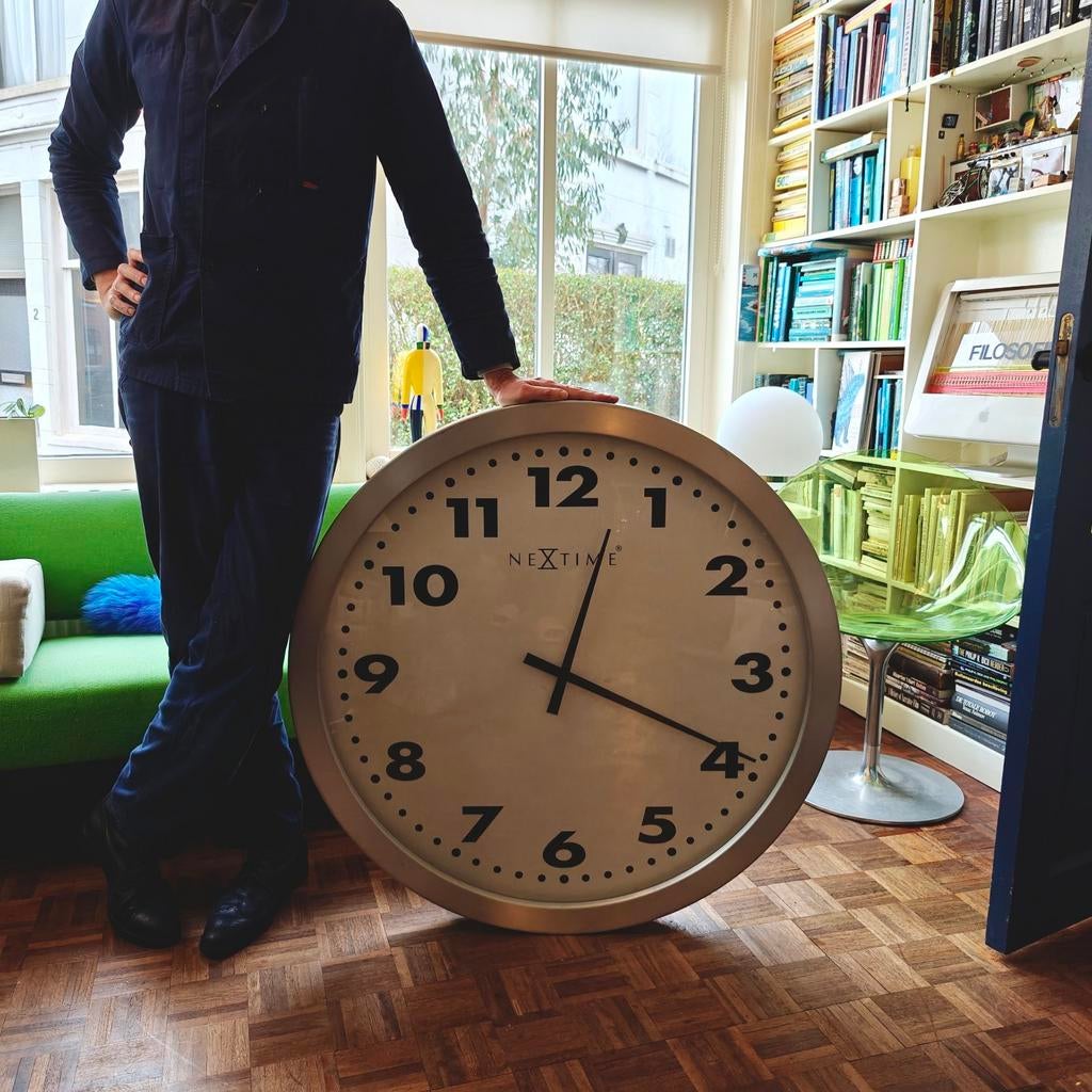 Éen meter!! (100cm) doorsnede design klok Nextime, Antiek en Kunst, Ophalen