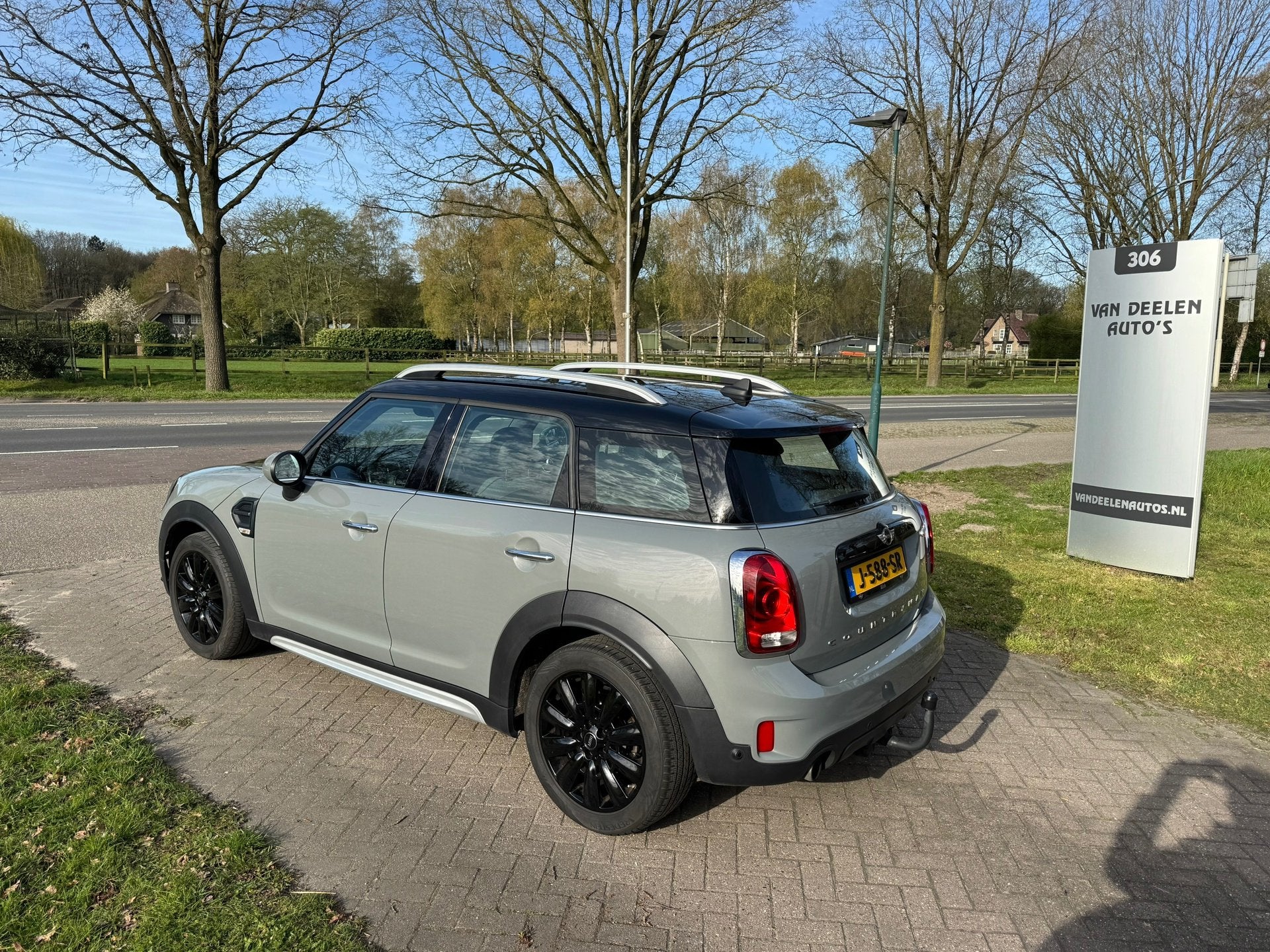 Mini Mini Countryman 1.5 Cooper Panoramadak/Led, Auto's, 136 pk, Gebruikt, Countryman, 715 kg