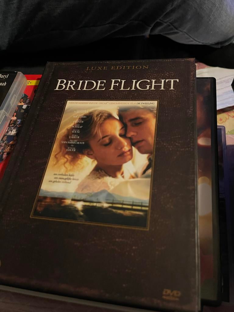 Bride Flight - Luxe Editie DVD (Drama, Waargebeurd), Vanaf 12 jaar, Ophalen of Verzenden, Gebruikt, Waargebeurd drama