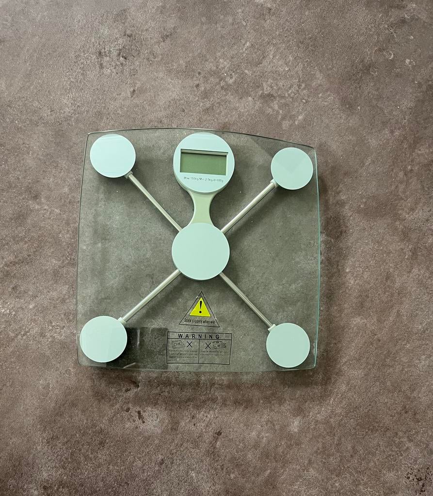 Weegschaal werkt perfect, gehard glas, mooi design, Ophalen, Gebruikt, 1 tot 500 gram, 100 kg of meer