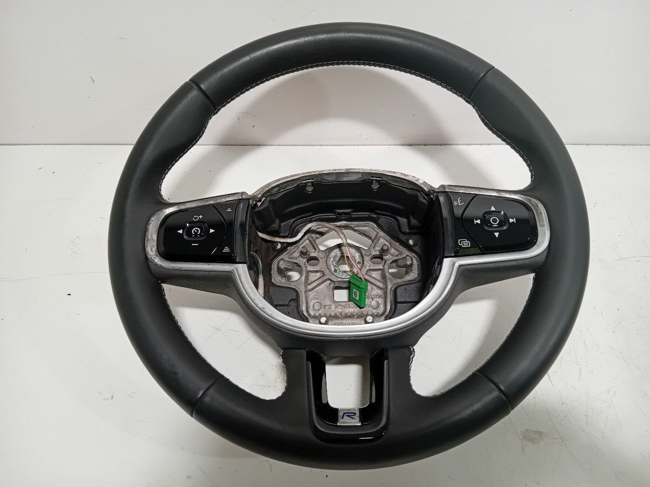 Stuur Volvo V60, Auto-onderdelen, Besturing, Onderdelen@venauto.nl, Van der Ven Autorecycling B.V., Gebruikt, Ettenseweg 76, 4706 PB Roosendaal, The Netherlands