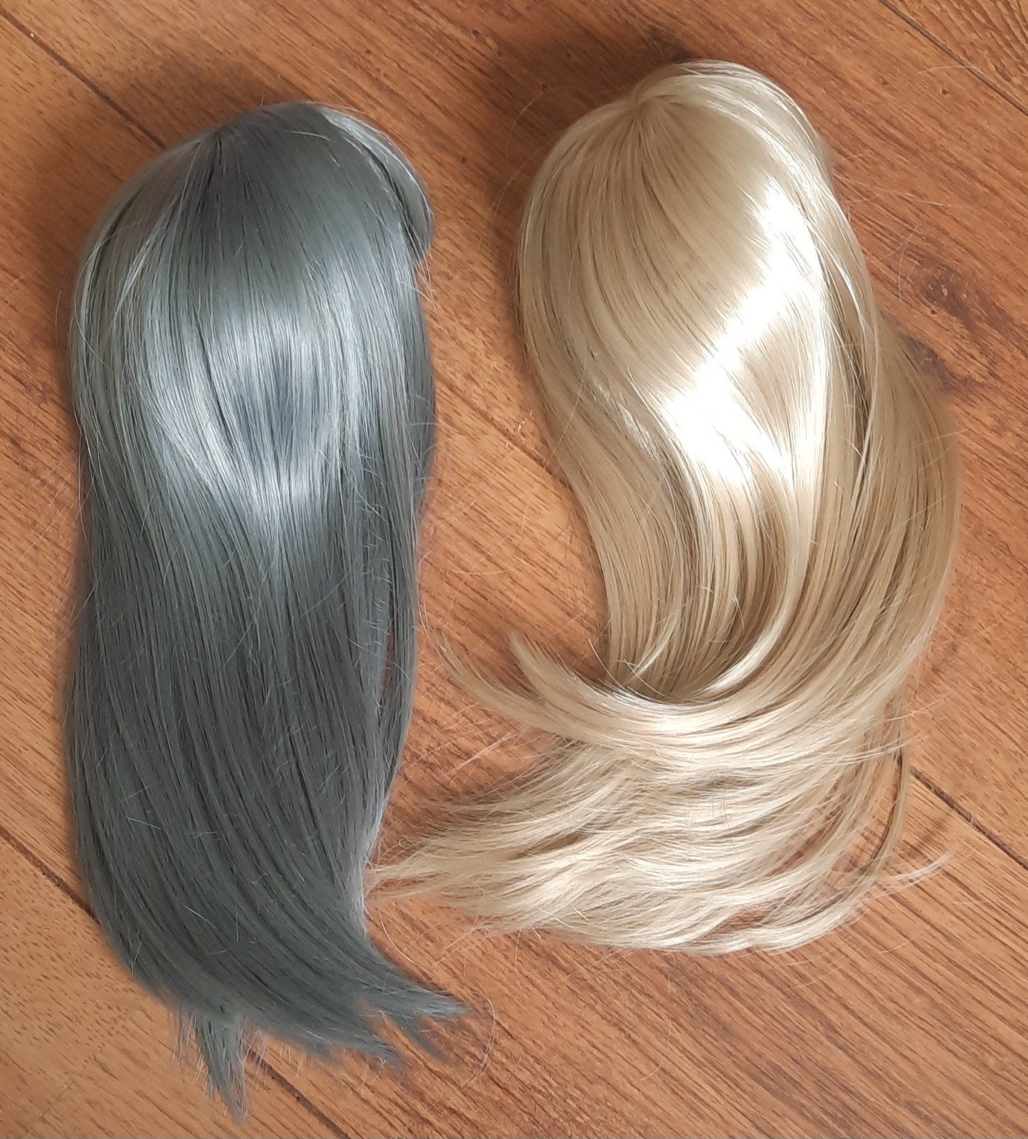 2 nieuwe pruiken voor bjd blythe of big head dolls., Ophalen of Verzenden, Nieuw, Kleertjes
