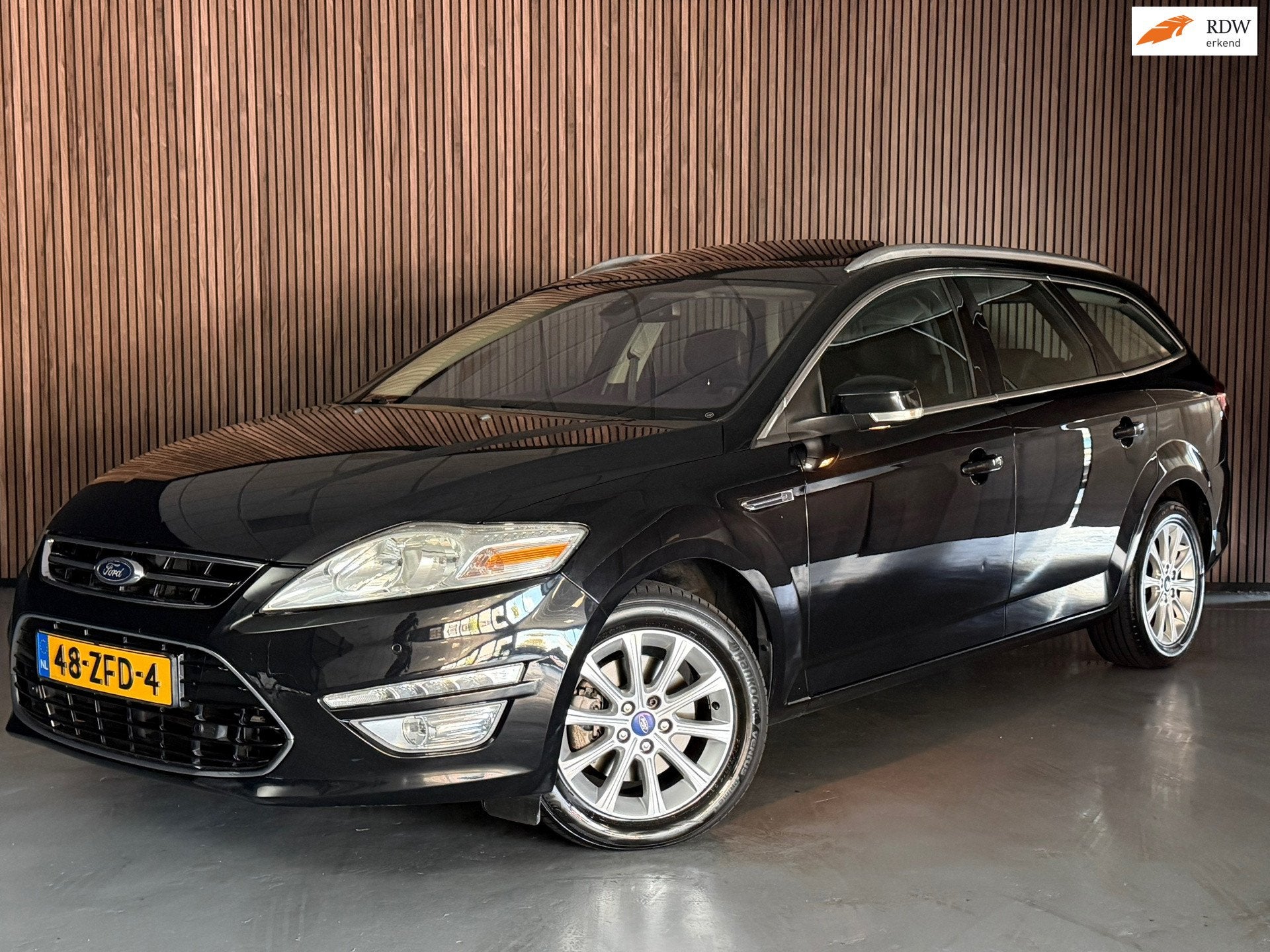 Ford Mondeo Wagon 2.0 EcoBoost Titanium PANORAMADAK/STOELVER, Euro 5, Gebruikt, Zwart, 4 cilinders