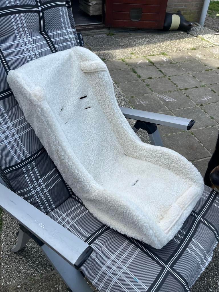 Babyzitje voor bakfiets, Kinderen en Baby's, Autostoeltjes, Gebruikt, Overige methoden, Ophalen, 0 t/m 10 kg