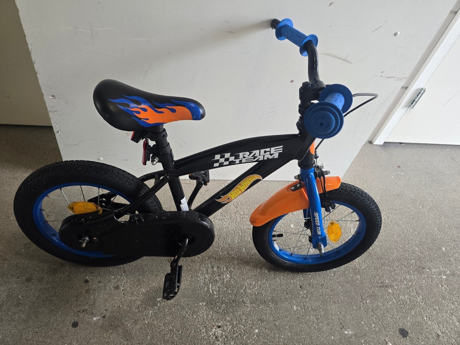Hot Wheels kinderfiets 12 inch (2-4 jaar), Ophalen of Verzenden, Gebruikt, Minder dan 16 inch, Hot Wheels