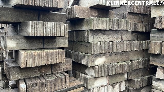 2.000 stuks gebruikte betonbanden 6x20x100cm opsluitbanden, Bij dit gebruikte product niet meer te achterhalen., Gebruikt, Verzenden
