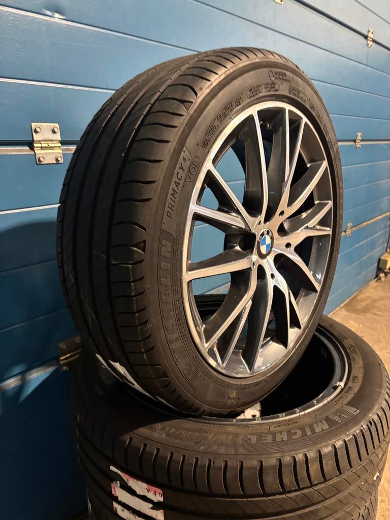 Originele BMW 1 / 2 serie 489 - 17 inch set met Zomerbanden, Auto-onderdelen, Banden en Velgen, Ophalen, Gebruikt, Banden en Velgen