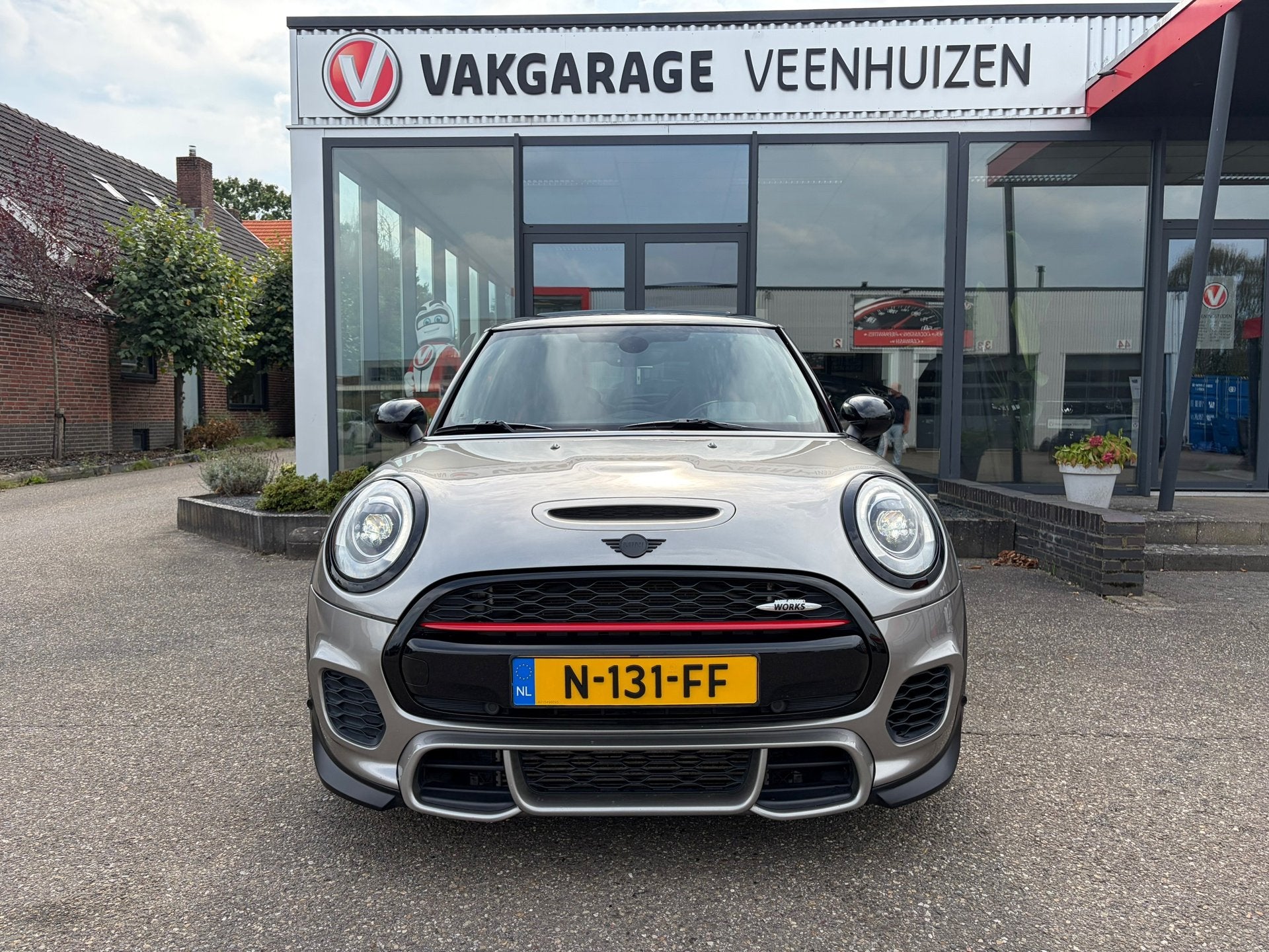 Mini 3-Deurs 2.0 John Cooper Works Chili|Rijklaar prijs|Pano, Auto's, 1195 kg, Gebruikt, 4 cilinders, 4 stoelen