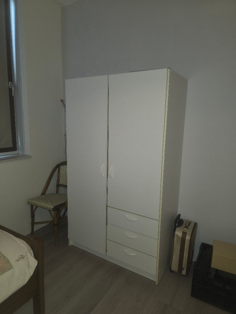 Witte legkast, Ophalen, Kunststof, Gebruikt, Met lade(s)