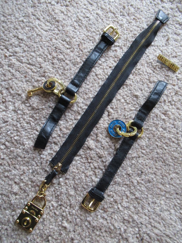 MIU MIU Accessoires onderdelen van mijn tassen € 25, Antiek en Kunst, Ophalen of Verzenden