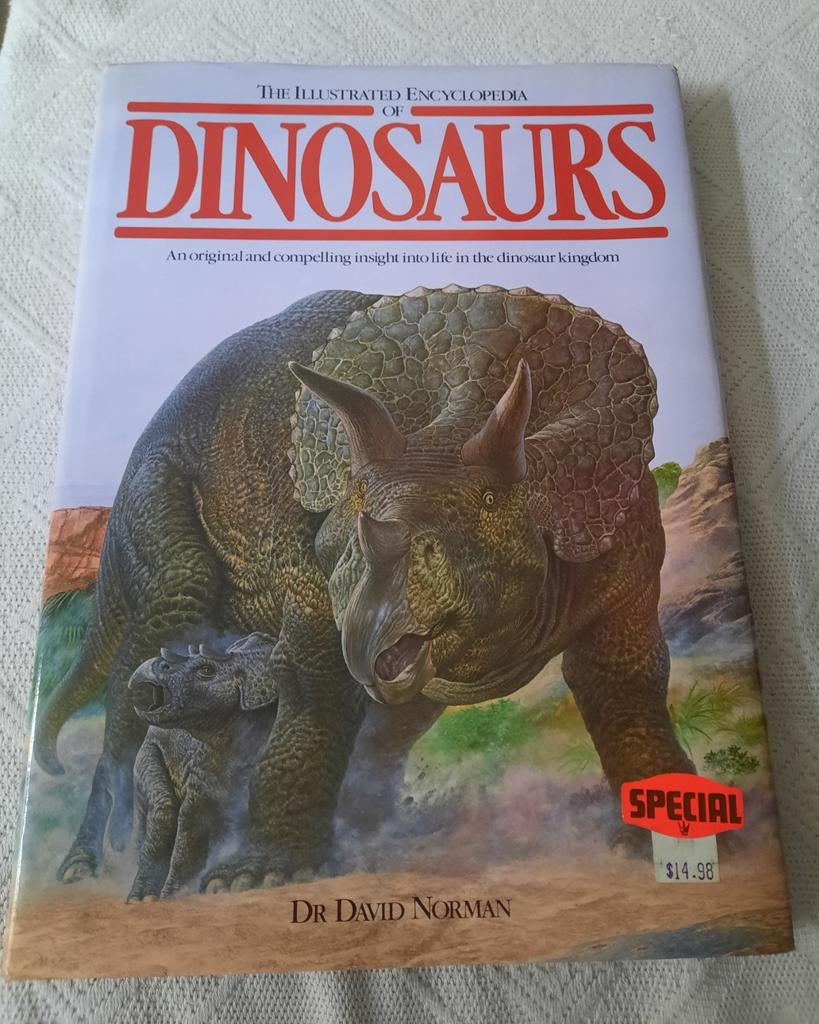 The Illustrated Encyclopedia of Dinosaurs - Dr. David Norman, Boeken, Encyclopedieën, Ophalen of Verzenden, Zo goed als nieuw