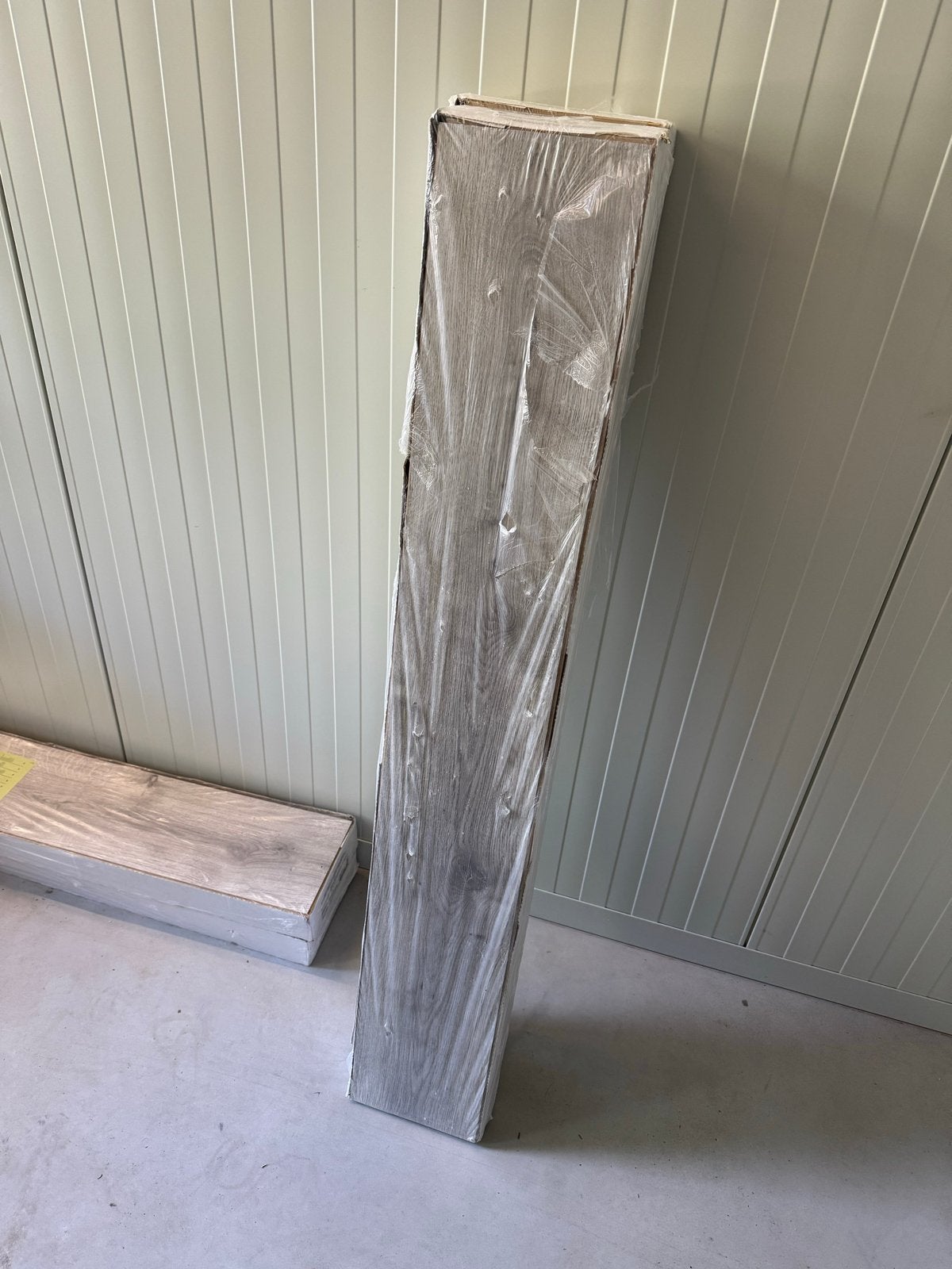 Nieuw laminaat grijs eiken, Ophalen, 50 tot 150 cm, Nieuw, 10 m² of meer