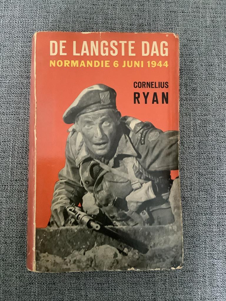 De Langste Dag - Normandie 6 Juni 1944, Boeken, Ophalen of Verzenden, Tweede Wereldoorlog, Gelezen
