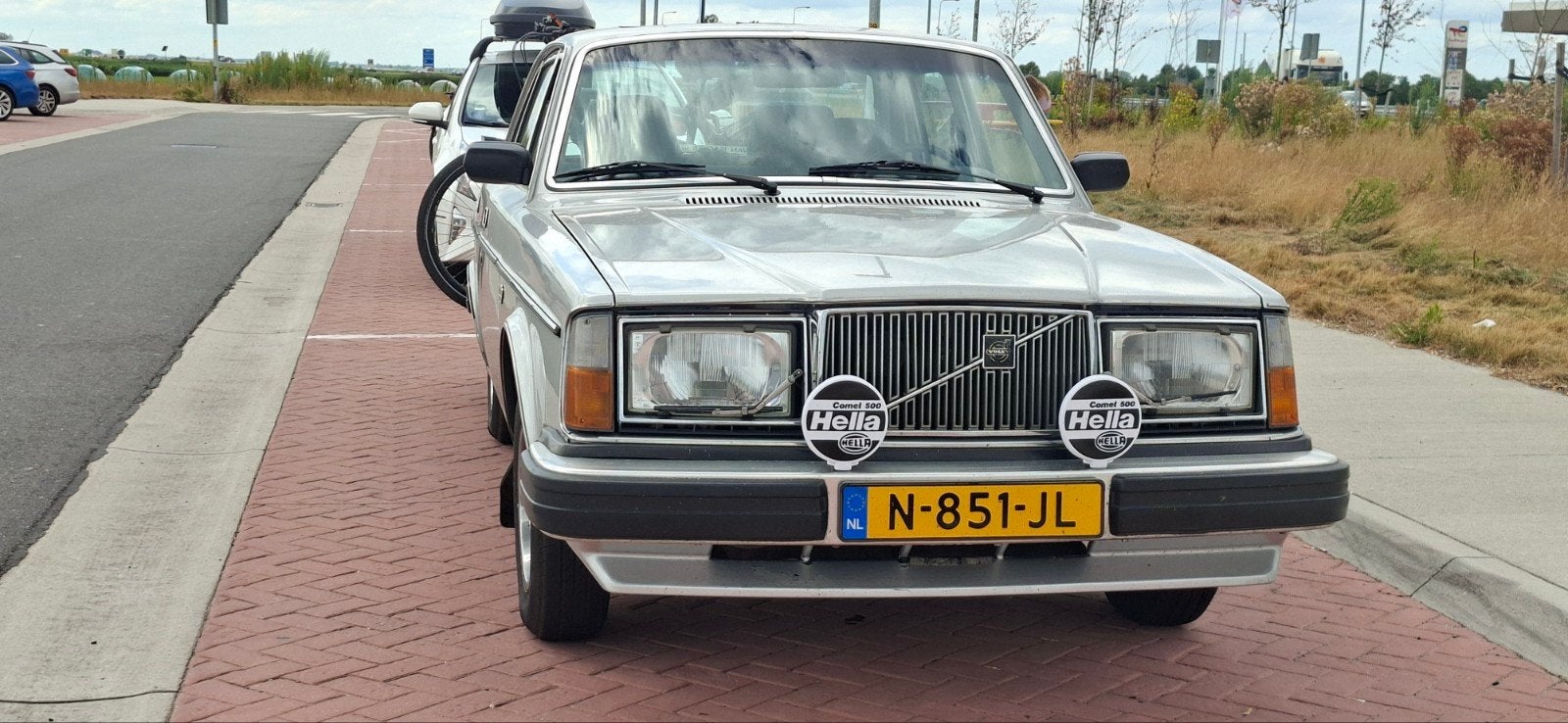 Volvo 1979 Grijs metallic, trekhaak, open dank., 1380 kg, 2664 cc, 10 km/l, 148 pk