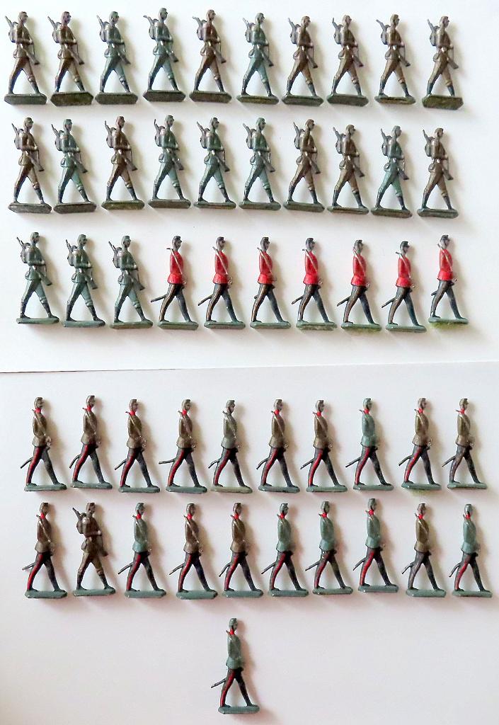 Uit inboedel: 51 tinnen franse soldaten WOI, 3 types, incl v, Verzenden, Zo goed als nieuw