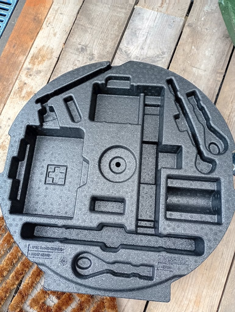Binnenbak Nissan qashqai, Ophalen