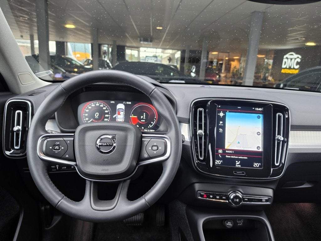 Volvo XC40 Inscription Recharge Phev | Led | Airco | Navi |, Auto's, Volvo, Stof, Blauw, Plug-in hybride, Bedrijf
