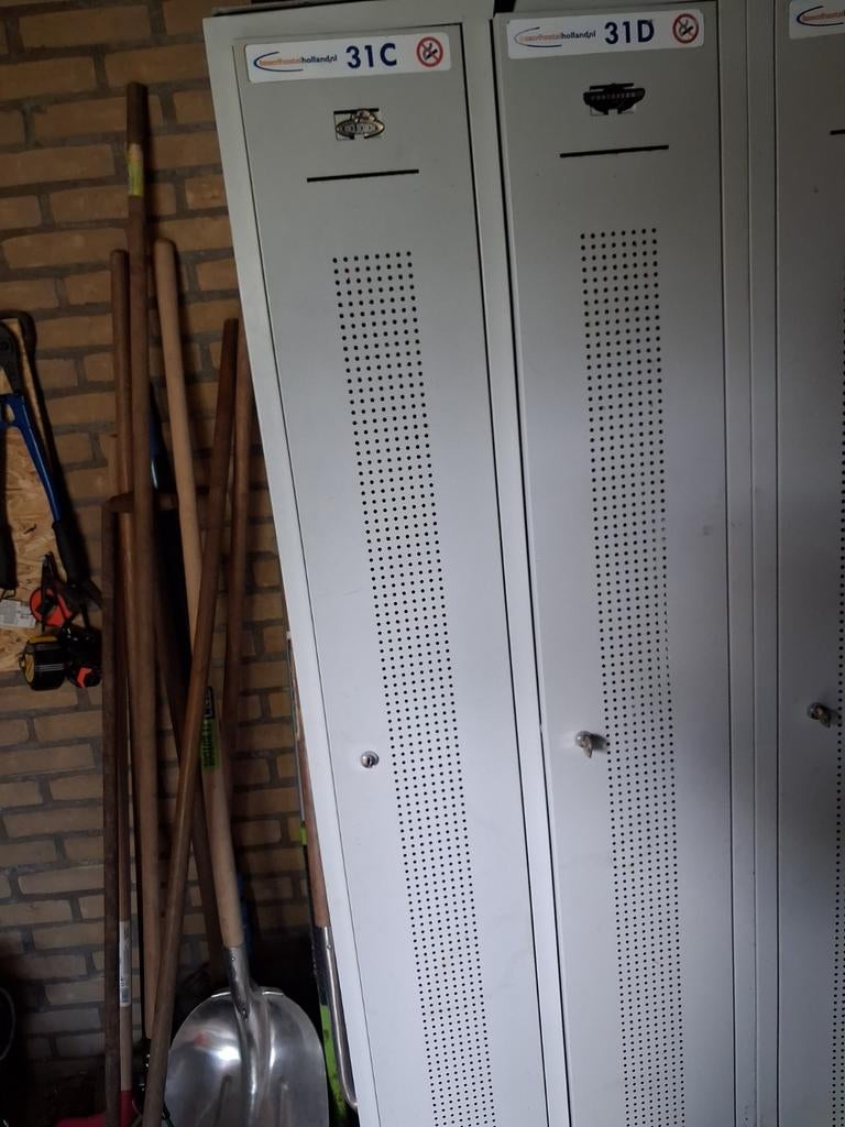Metalen lockers, Ophalen, Zo goed als nieuw, Metaal