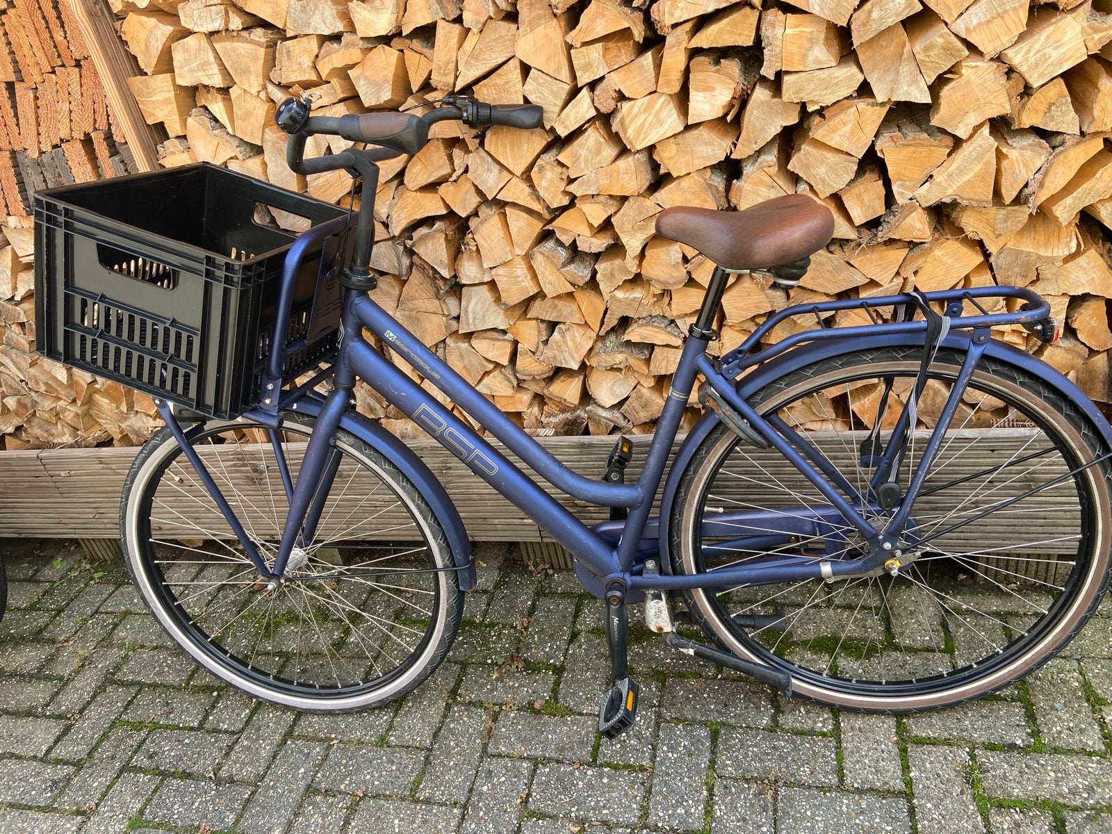BSP fiets met voordrager en krat - Damesfiets, Fietsen en Brommers, Overige merken, Terugtraprem, Ophalen of Verzenden, 53 tot 56 cm