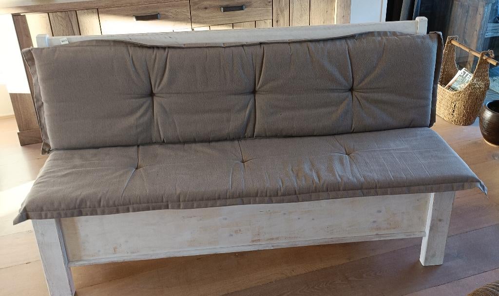 Houten klepbank, Ophalen