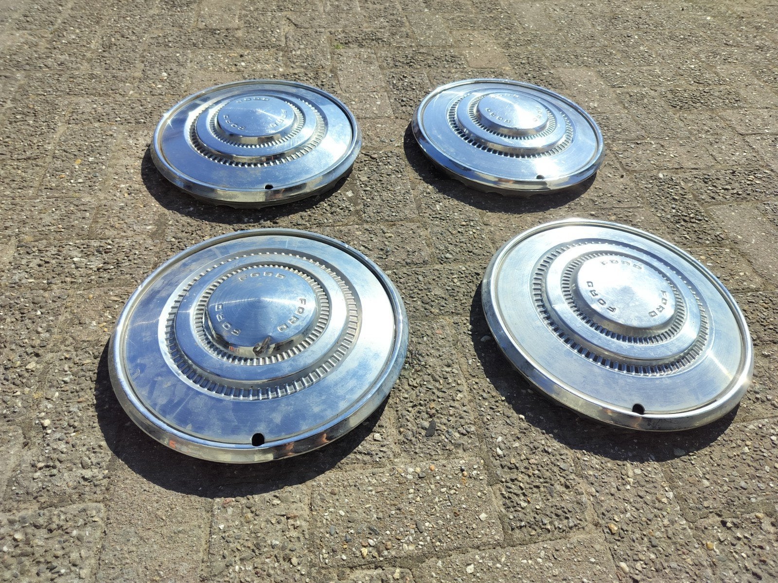 Ford Galaxy 500 coupe USA wieldoppen hubcaps galaxie 500, Auto diversen, Wieldoppen, Ophalen