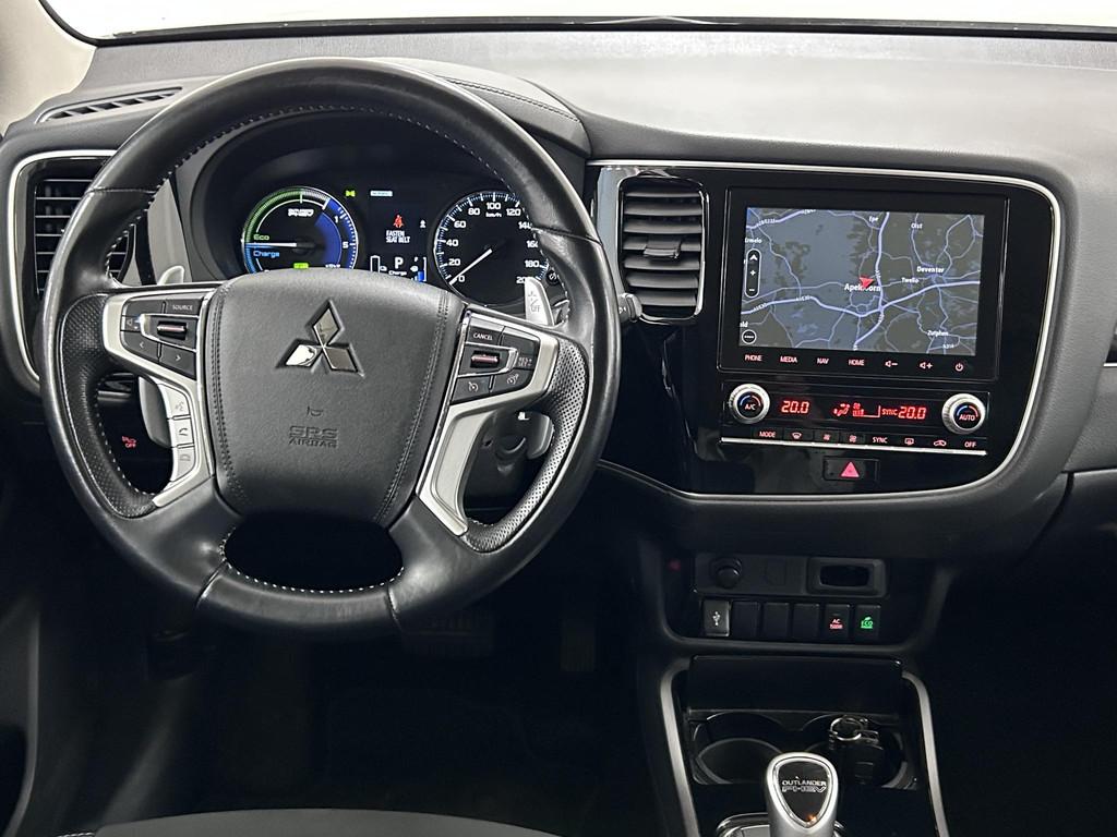 Mitsubishi Outlander 2.4 PHEV Intense TREKHAAK | NAVIGATIE |, 4 cilinders, 120 €/maand, Plug-in hybride, Bedrijf
