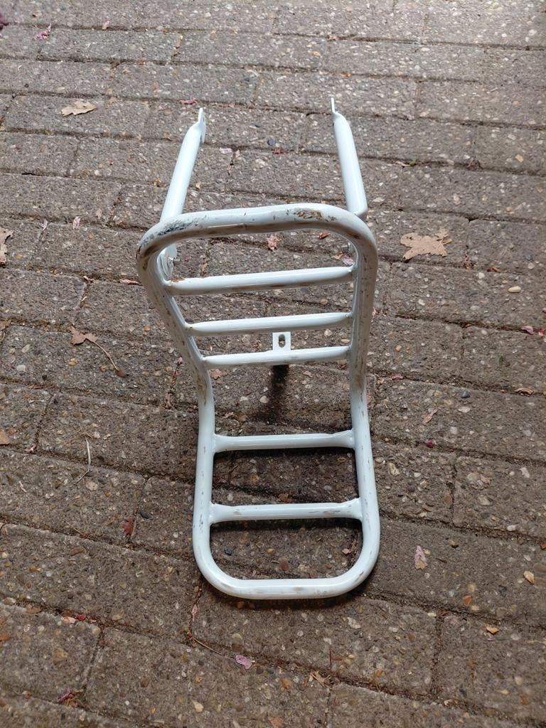 Witte fietsendrager voor achterop de fiets, Ophalen, Gebruikt