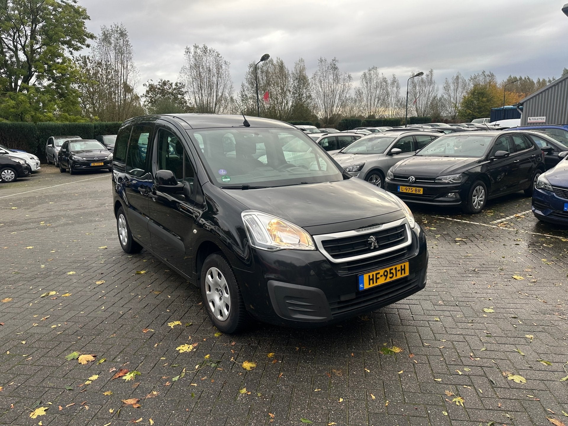 Peugeot Partner Tepee 1.6 VTi Active , navigatie , pdc , air, Auto's, Voorwielaandrijving, Dealer onderhouden, 15 km/l, Gebruikt