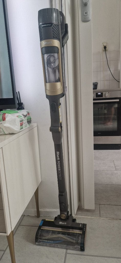 Shark IP3251EUT PowerDetect, 2x origineel accu, geen base!, Witgoed en Apparatuur, Stofzuigers, Overige merken, Ophalen of Verzenden