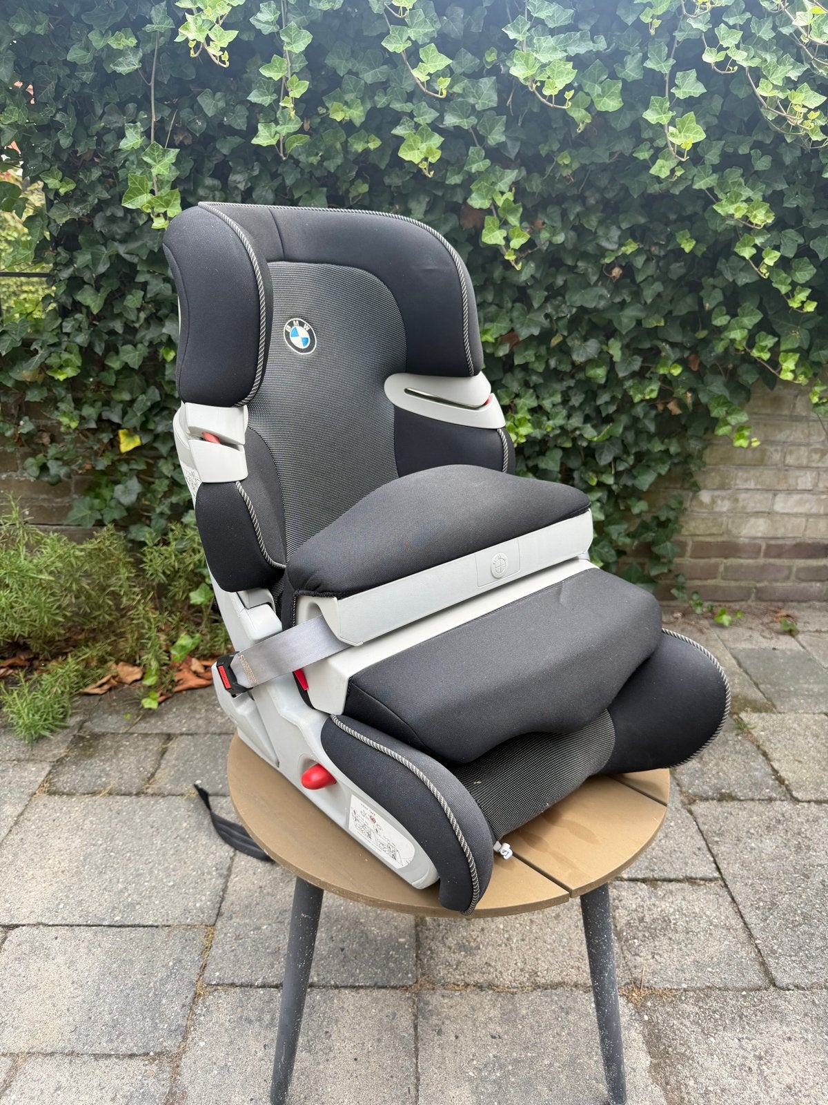 BMW Isofix Autostoel - Junior Seat I-II (9-25 kg), Gebruikt, Zijbescherming, 9 t/m 36 kg, Isofix
