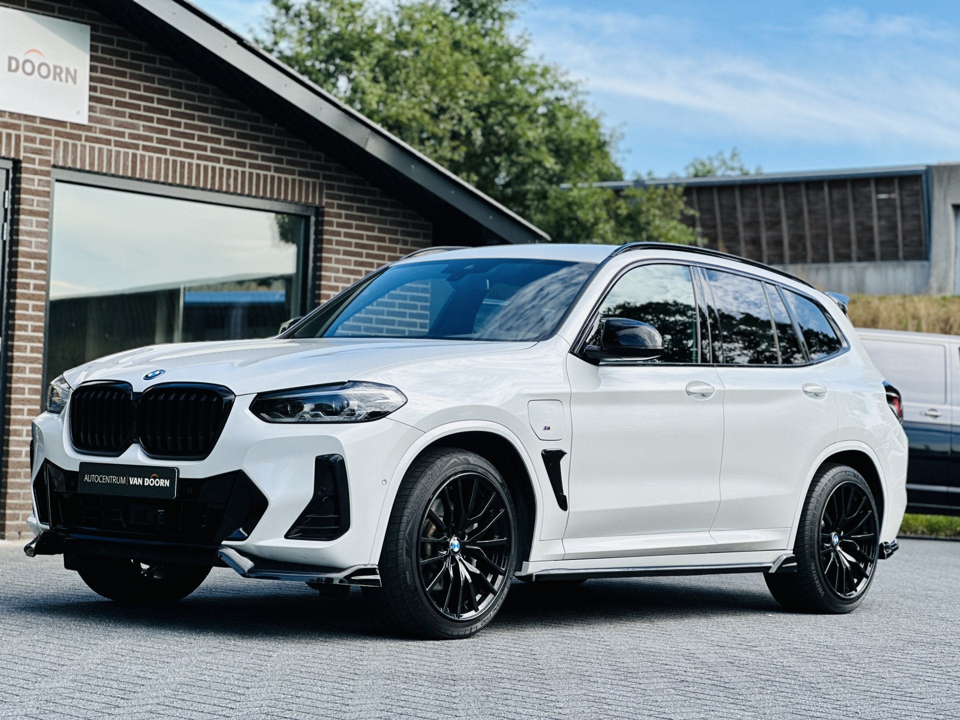 BMW X3 xDrive30e | High Executive | M-pakket | Leer | Spoile, Auto's, BMW, Automaat, 2000 kg, Wit, Bedrijf