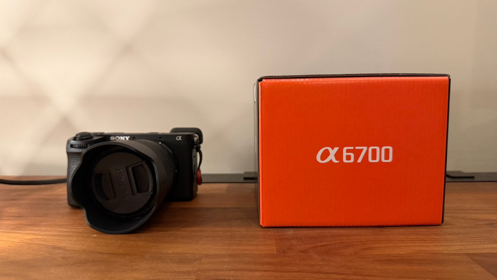 Sony A6700 met Viltrox 25mm f/1.7 Air, Audio, Tv en Foto, Fotocamera's Digitaal, Zo goed als nieuw, Systeemcamera, Sony, Minder dan 4 keer
