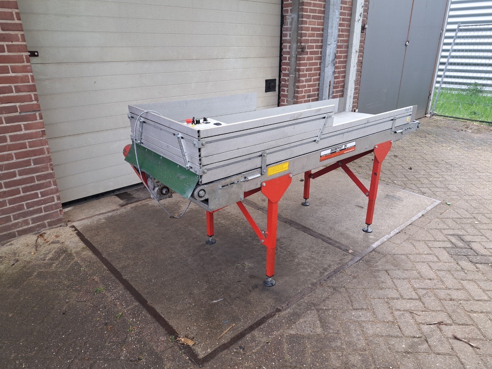 transportband beerepoot, Ophalen, Zo goed als nieuw