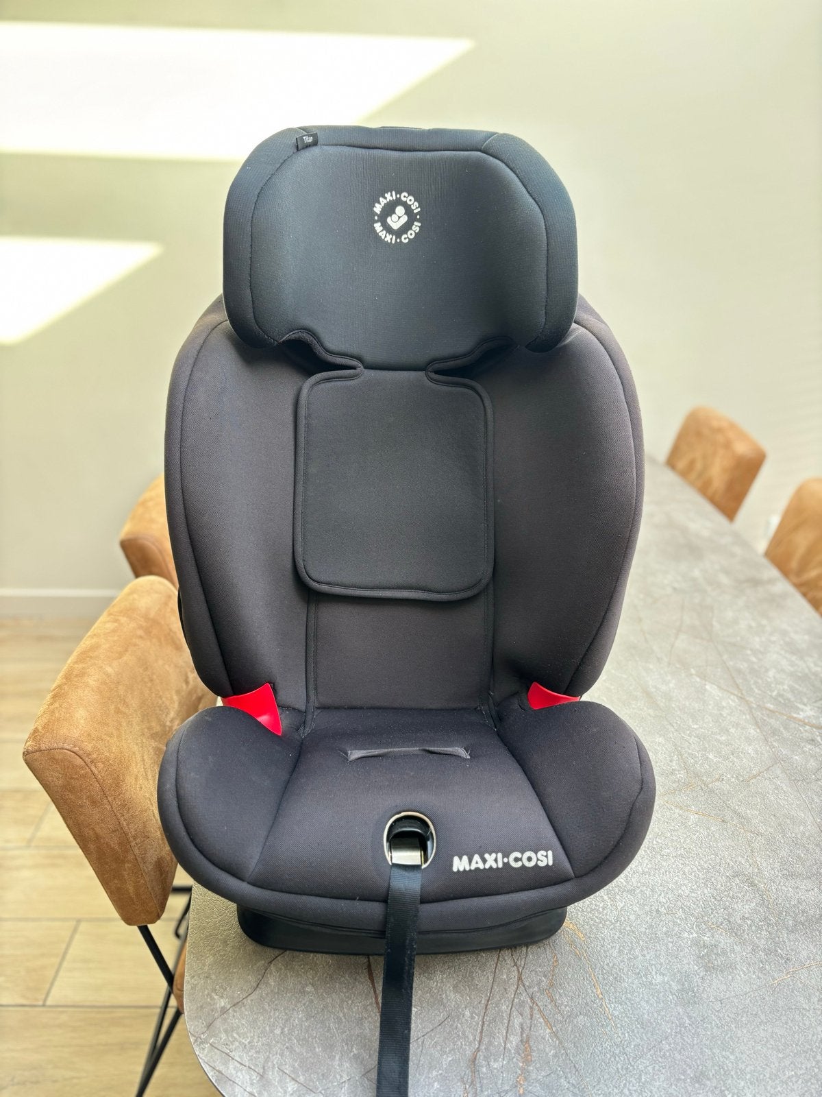 Maxi-Cosi Titan Basicblack autostoel (9-36kg), Kinderen en Baby's, Ophalen, Autogordel of Isofix, Zo goed als nieuw, 9 t/m 36 kg