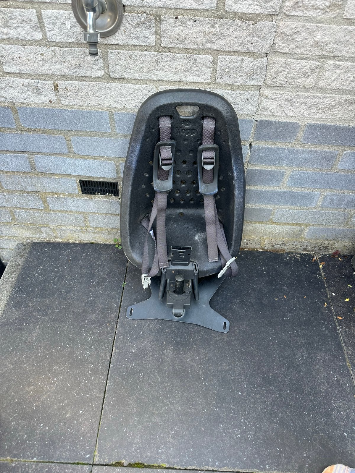 Thule Yepp Mini fietsstoeltje, Fietsen en Brommers, Ophalen of Verzenden, Gebruikt
