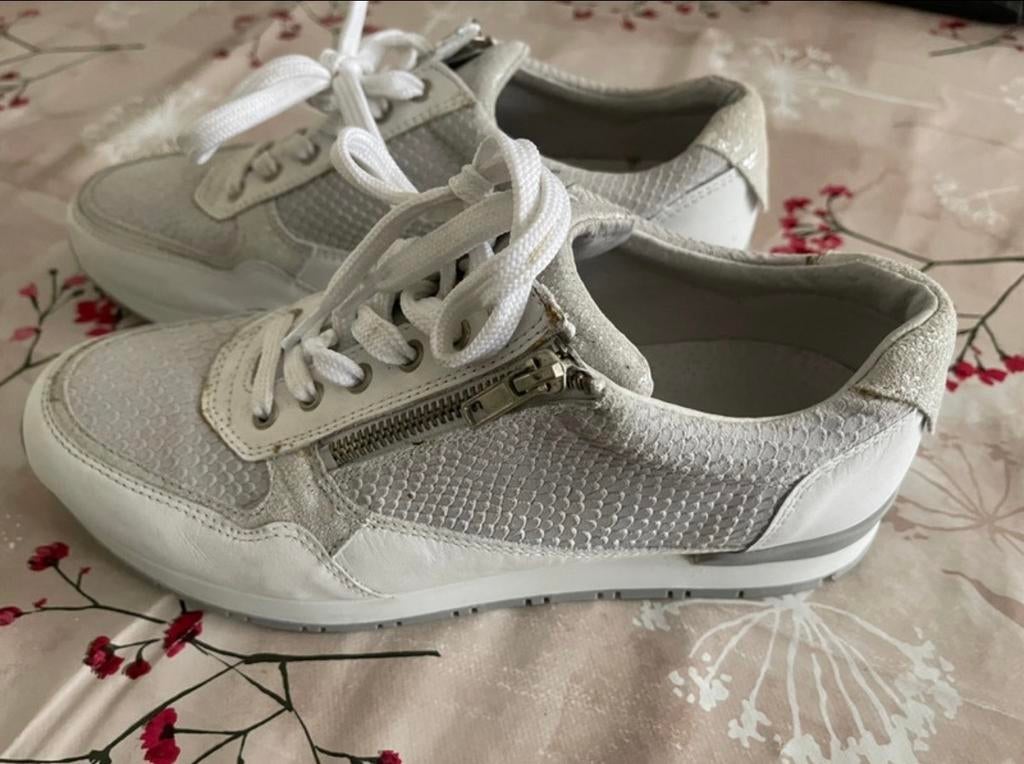 Visions sneakers maat 39 wit, Kleding | Dames, Schoenen, Ophalen of Verzenden, Gedragen, Wit, Sneakers of Gympen