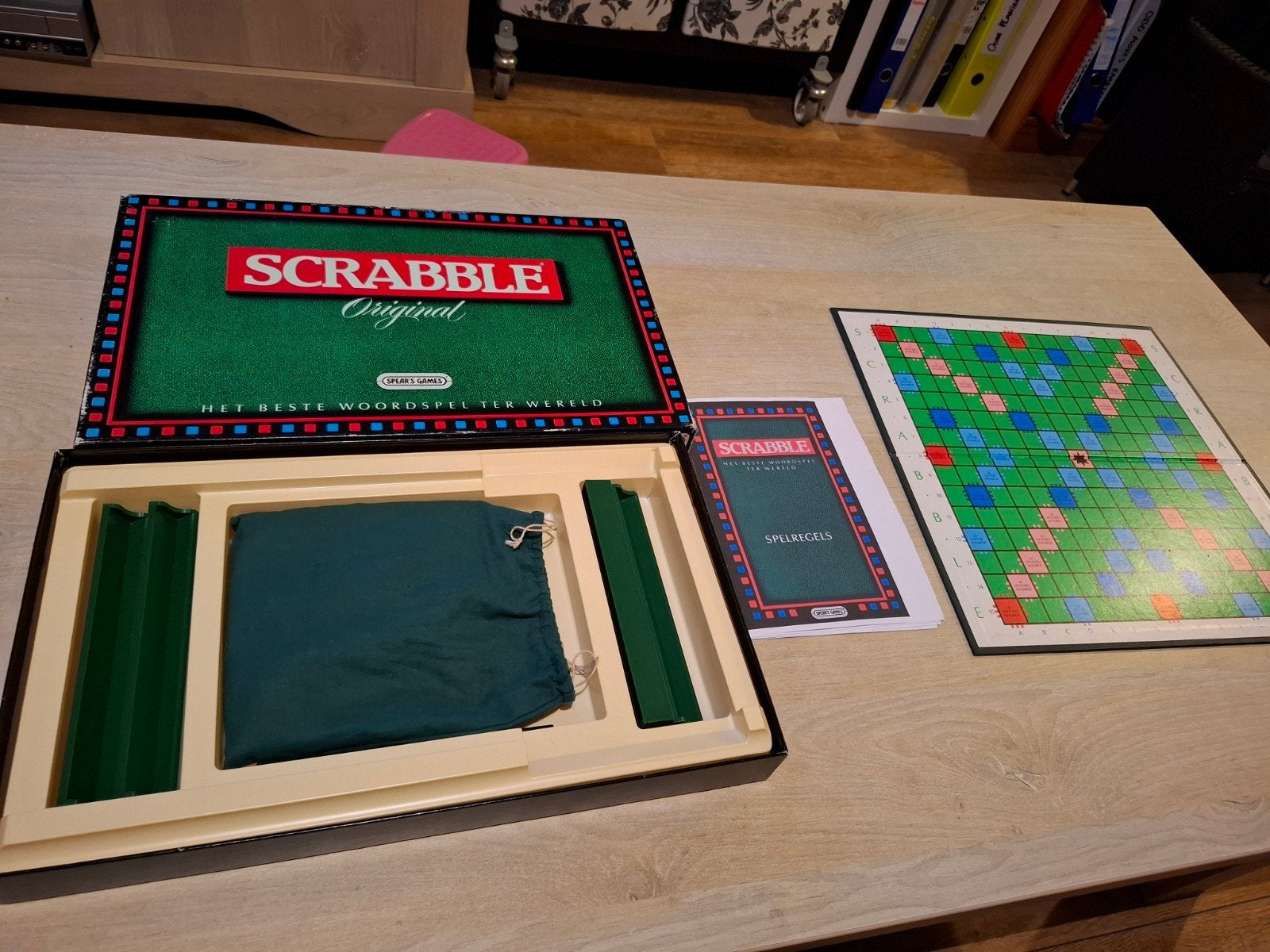 Scrabble Original Bordspel - Het Beste Woordspel, Info@mattel.nl, Postbus 100, 1180 AC Amstelveen, Ophalen of Verzenden, Zo goed als nieuw