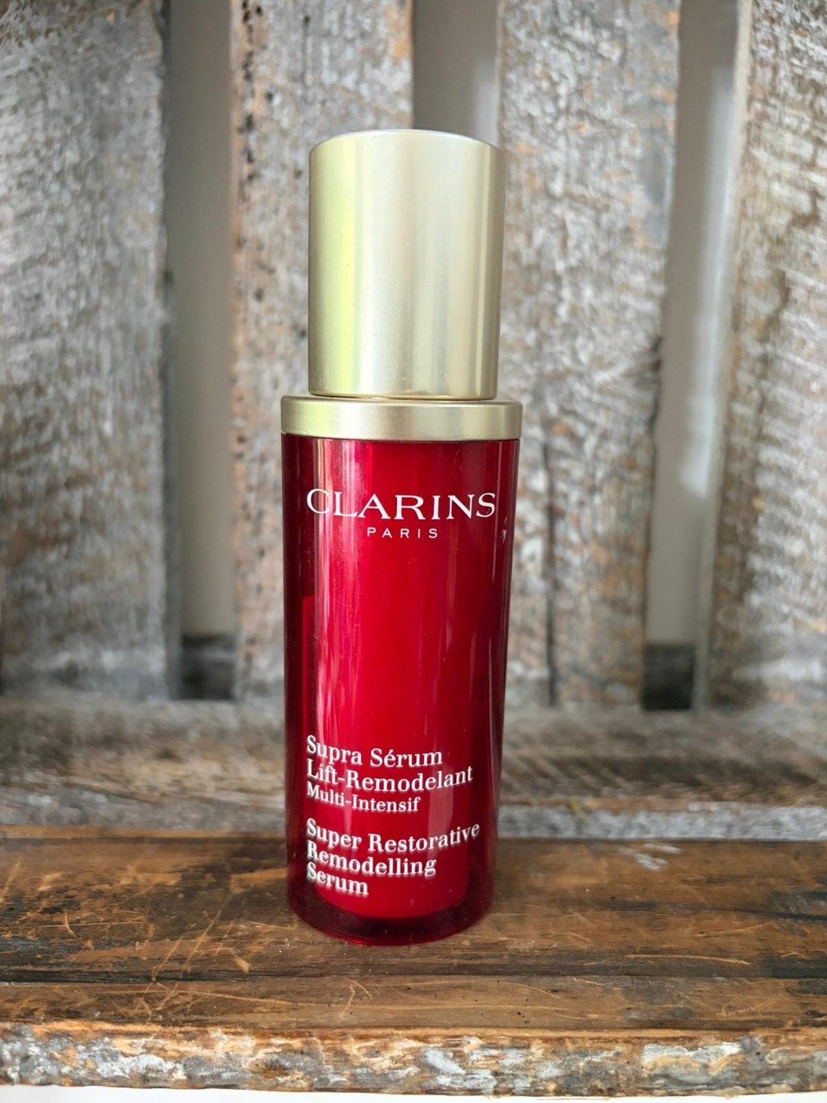 Clarins Super Restorative Remodelling Serum 30ML, Ophalen of Verzenden, Zo goed als nieuw, Gehele gezicht